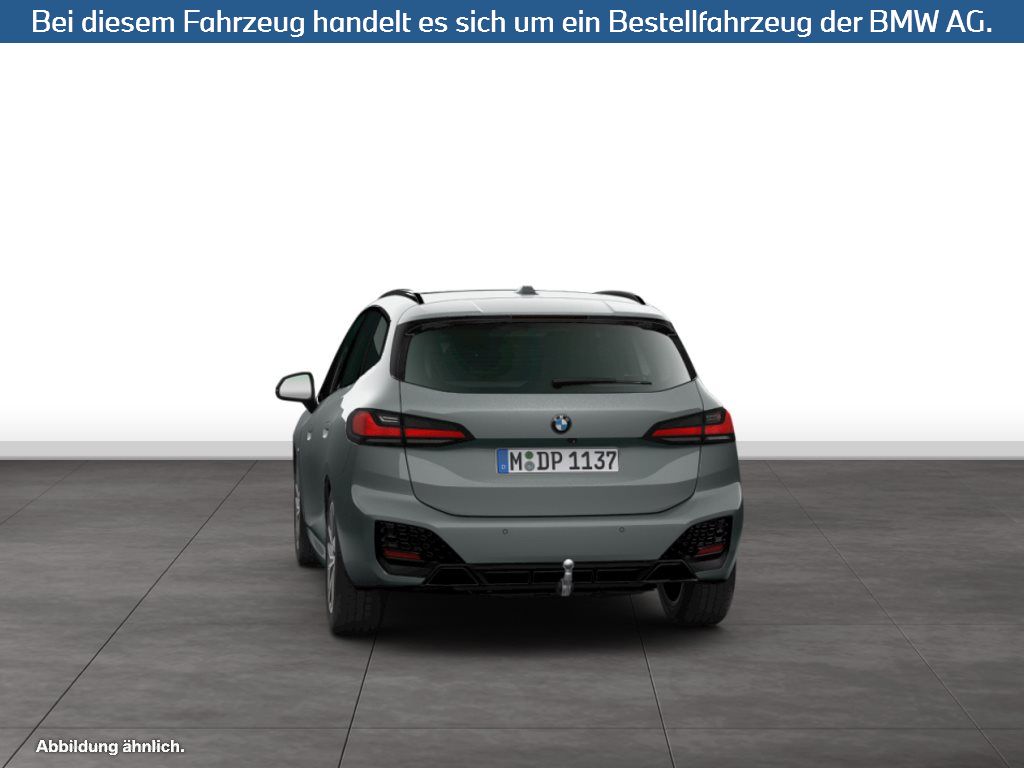 Fahrzeugabbildung BMW 220i Active Tourer