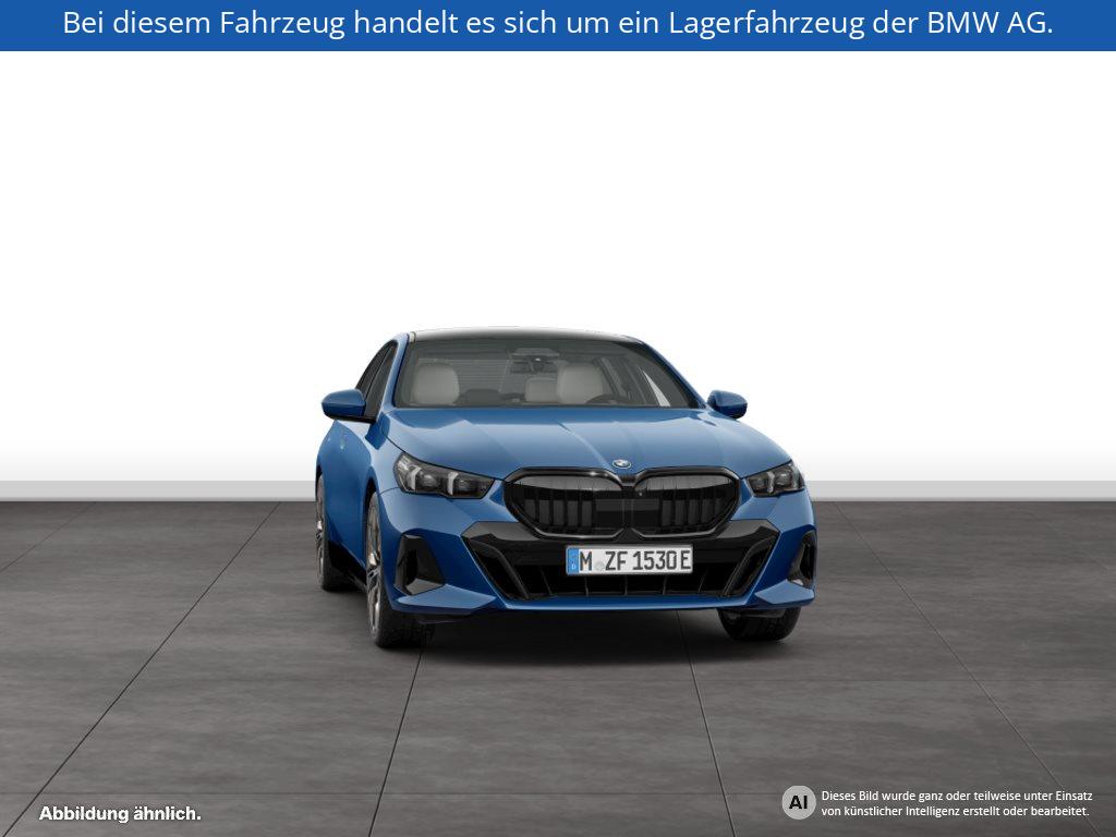 Fahrzeugabbildung BMW 550e xDrive Limousine