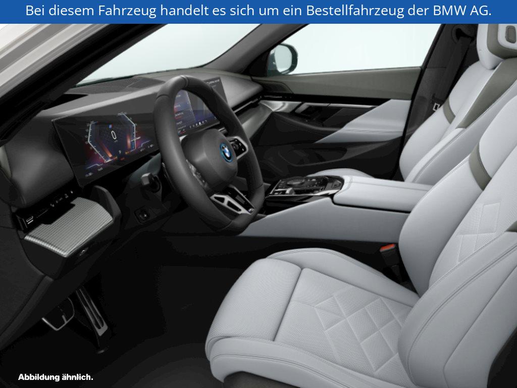 Fahrzeugabbildung BMW i5 eDrive40 Touring