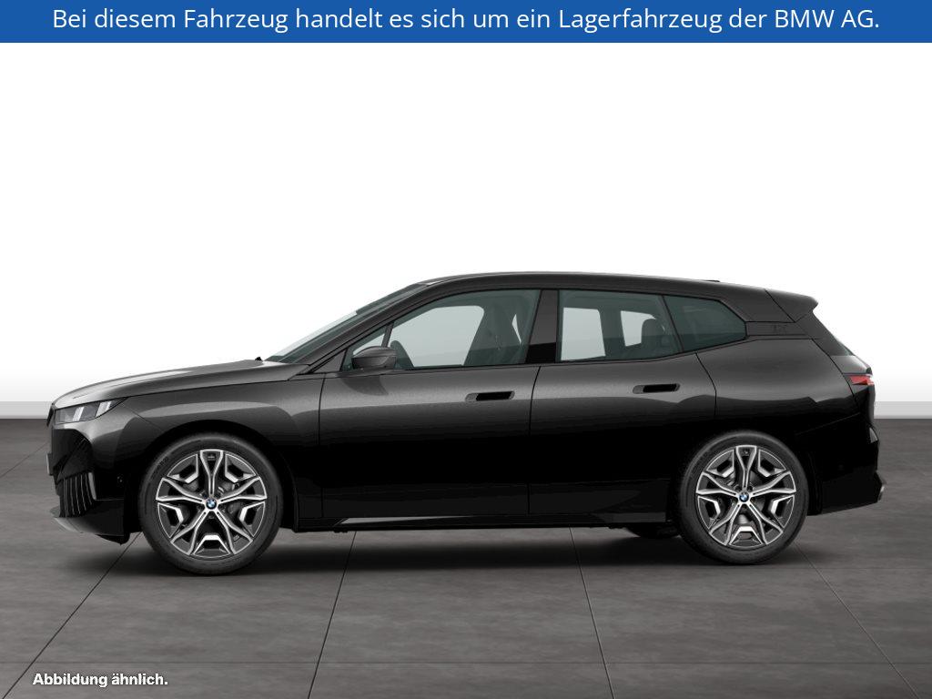 Fahrzeugabbildung BMW iX xDrive45