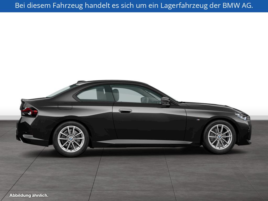 Fahrzeugabbildung BMW 218i Coupé