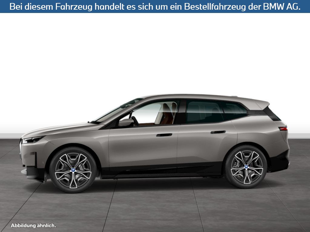 Fahrzeugabbildung BMW iX xDrive40