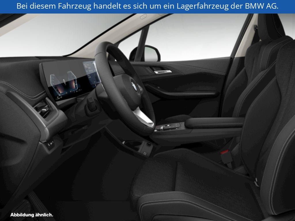 Fahrzeugabbildung BMW 220i Active Tourer