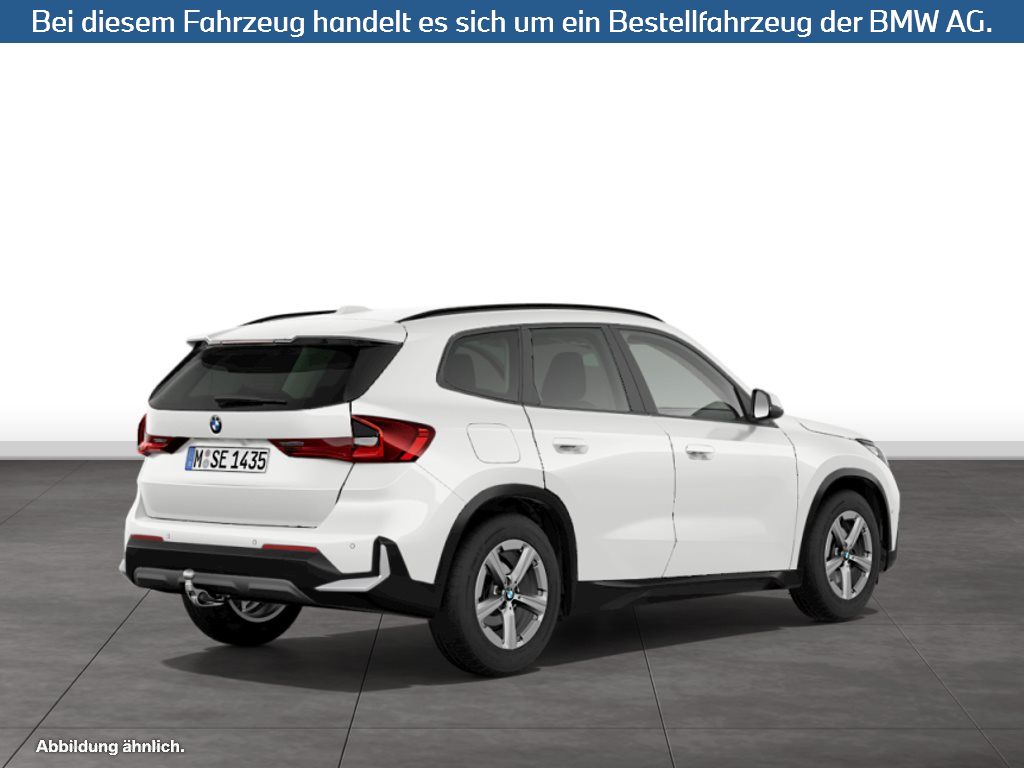 Fahrzeugabbildung BMW X1 sDrive20i