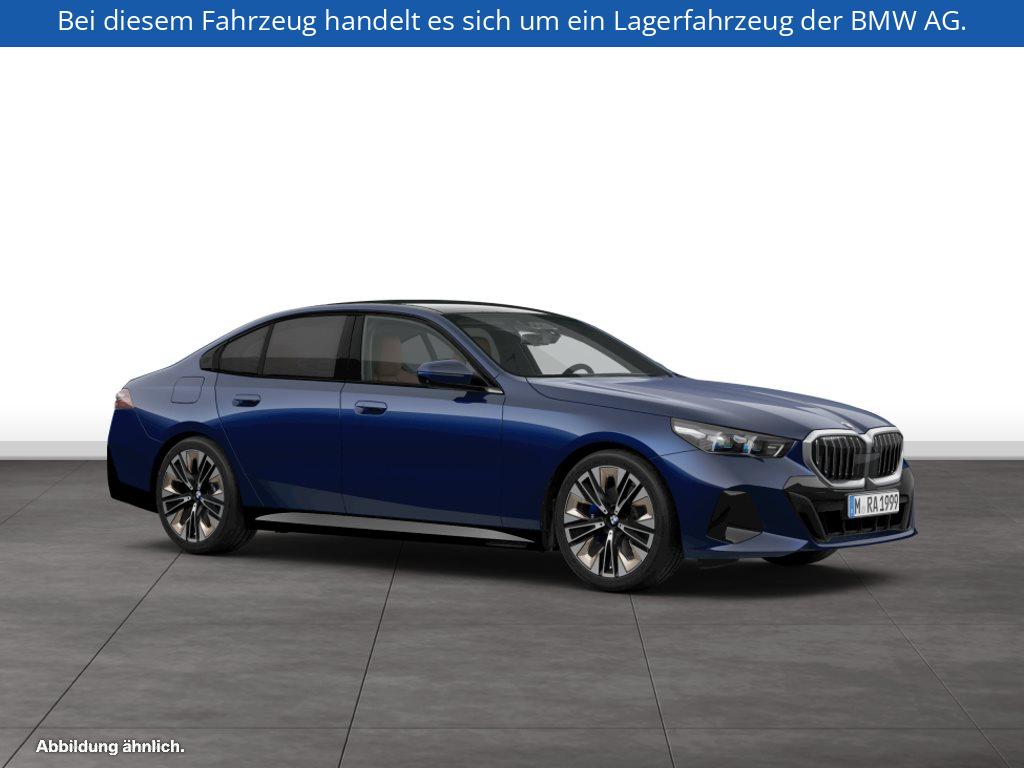 Fahrzeugabbildung BMW 520d xDrive Limousine