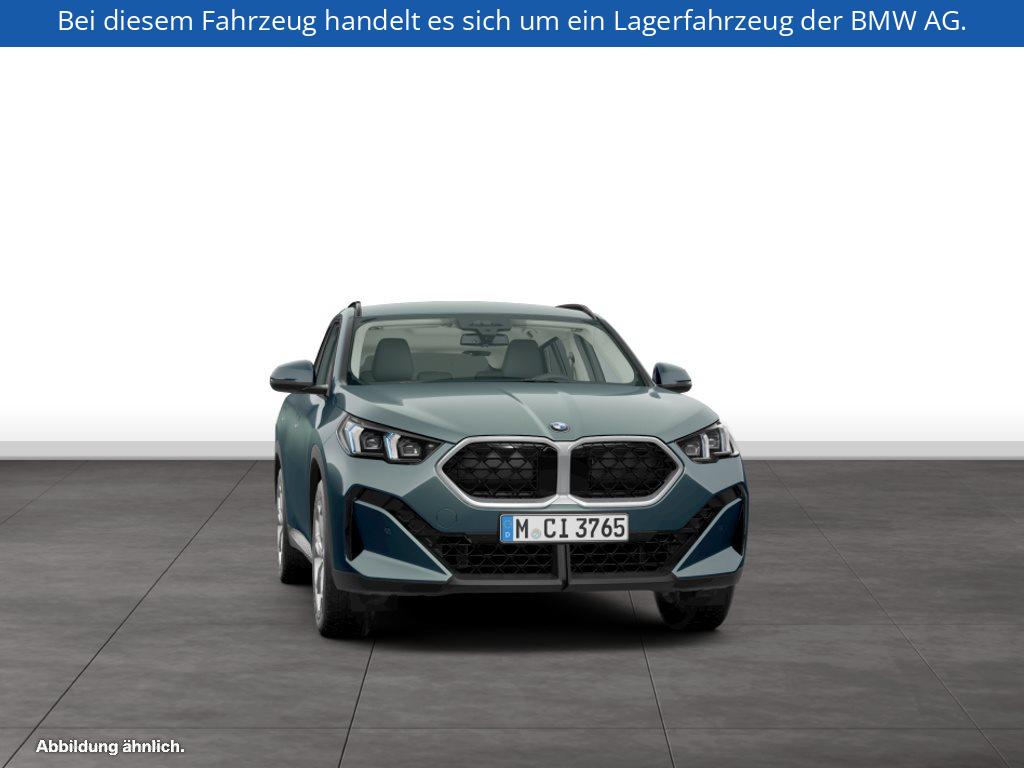 Fahrzeugabbildung BMW X2 sDrive20i
