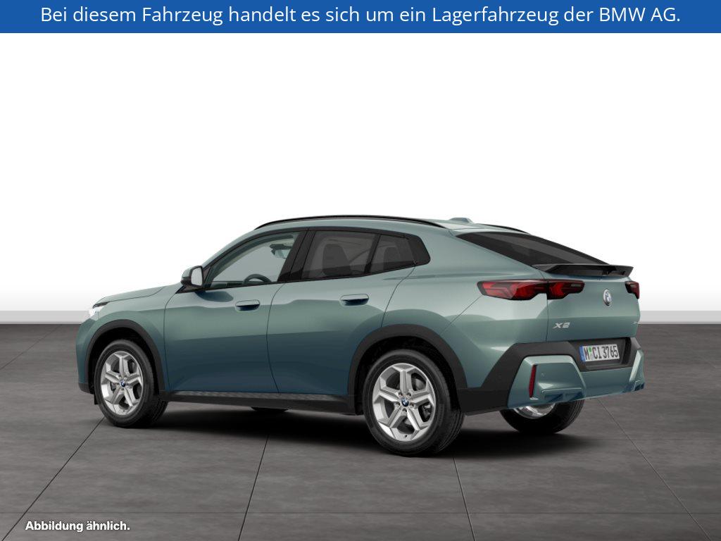 Fahrzeugabbildung BMW X2 sDrive20i