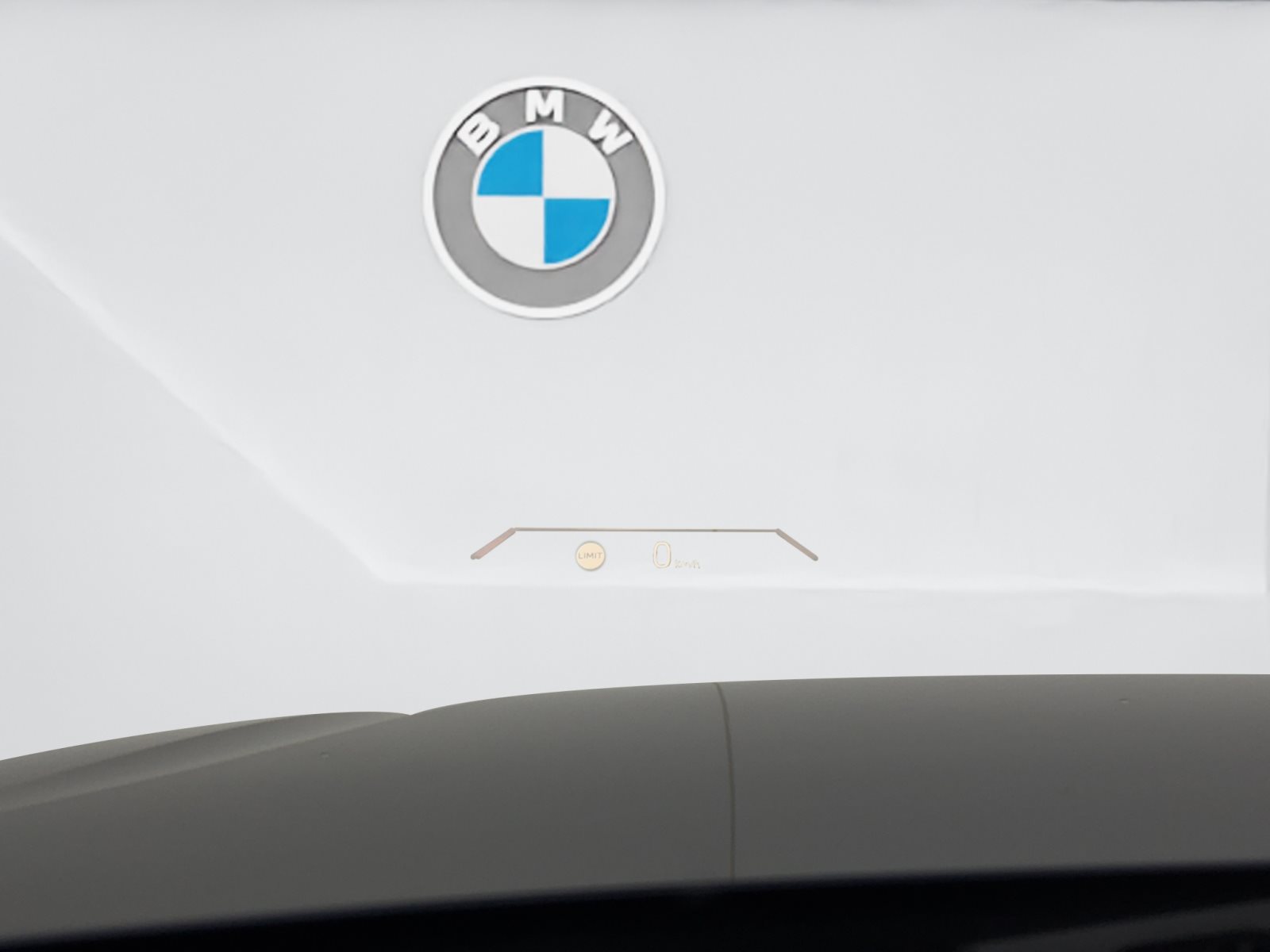 Fahrzeugabbildung BMW i4 eDrive40 [M Sport, HUD, ACC, RFK, 19 LMR]