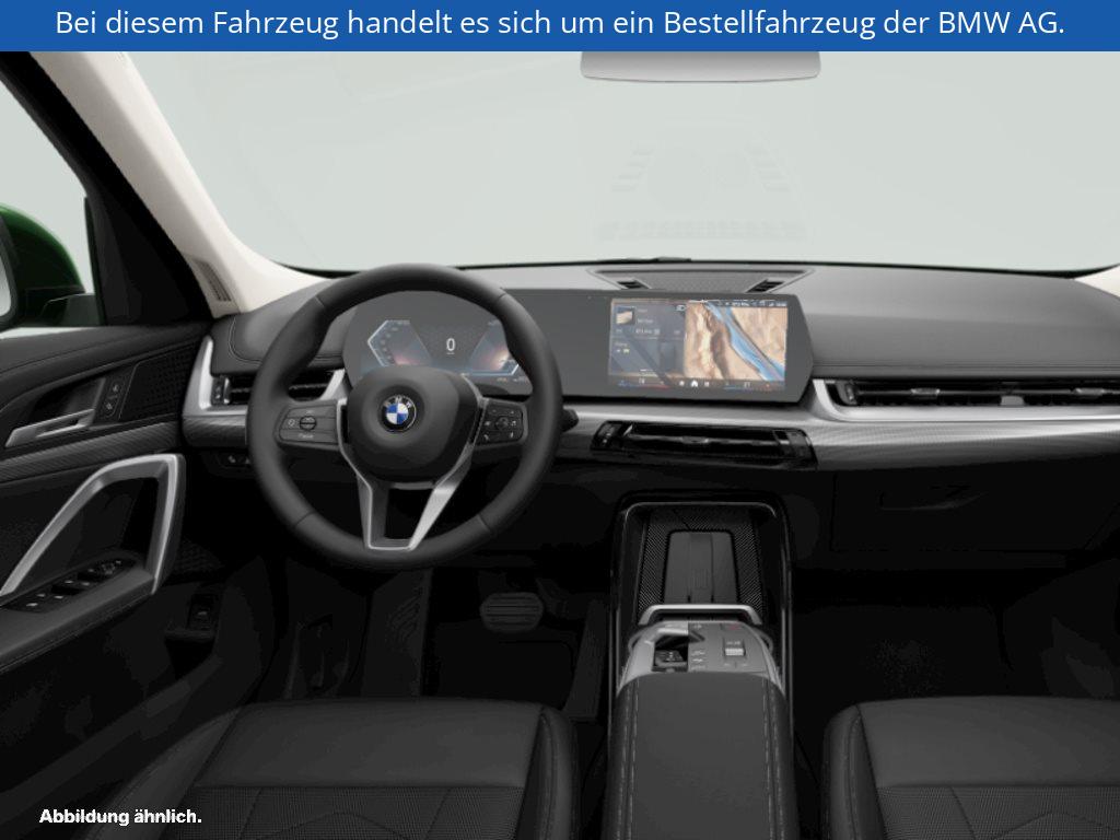 Fahrzeugabbildung BMW X1 sDrive20i