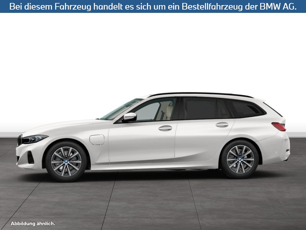 Fahrzeugabbildung BMW 330e Touring