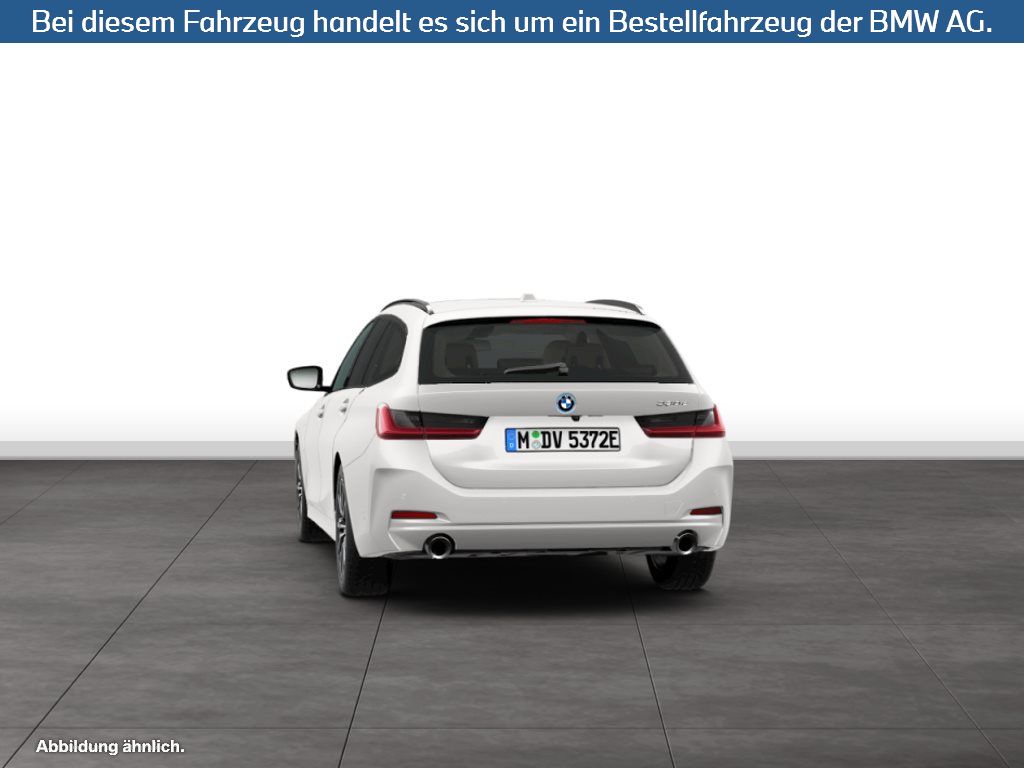 Fahrzeugabbildung BMW 330e Touring