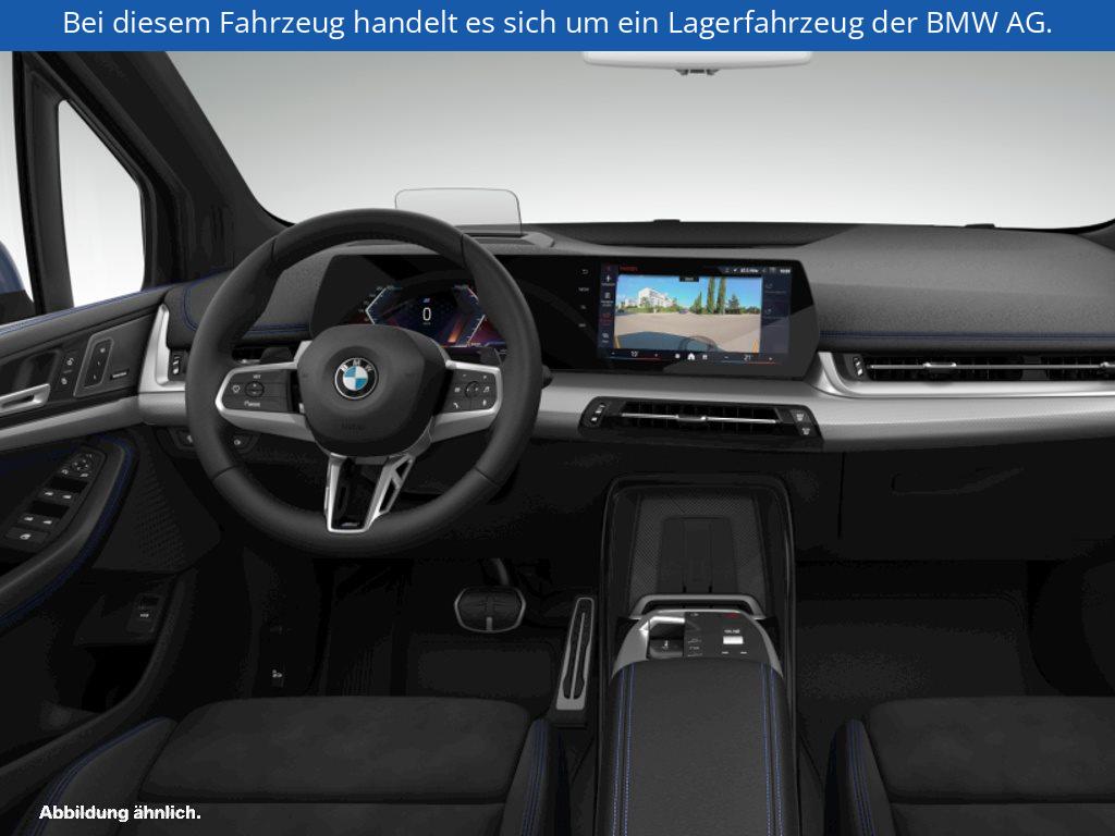 Fahrzeugabbildung BMW 220i Active Tourer