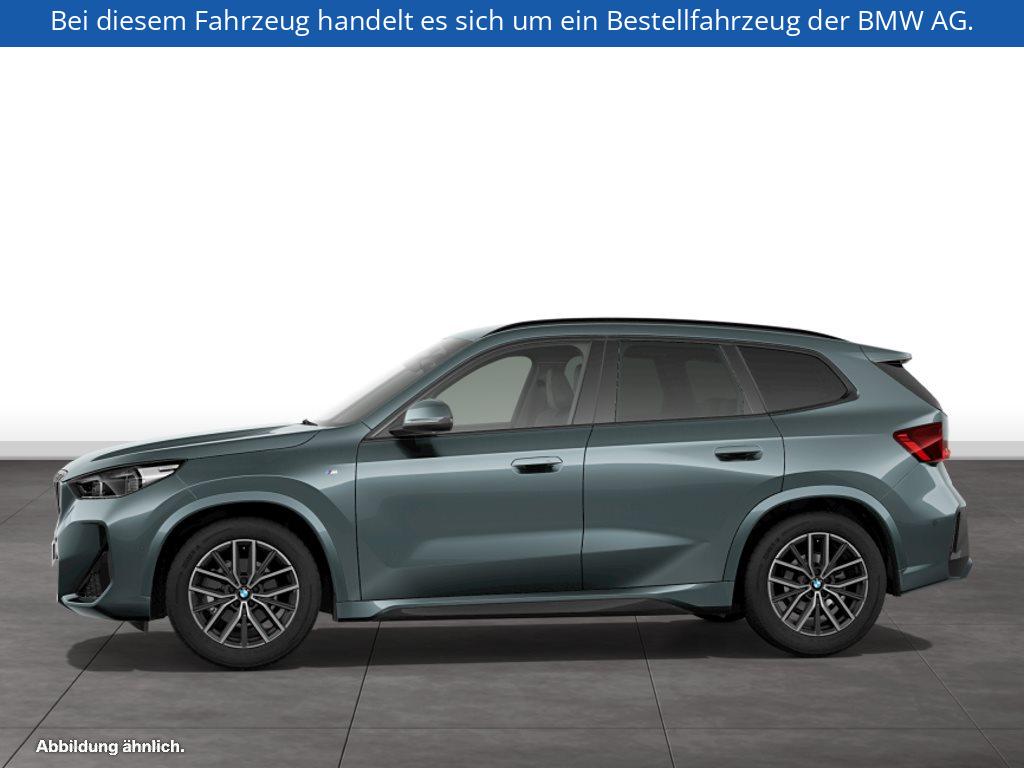 Fahrzeugabbildung BMW X1 sDrive20i