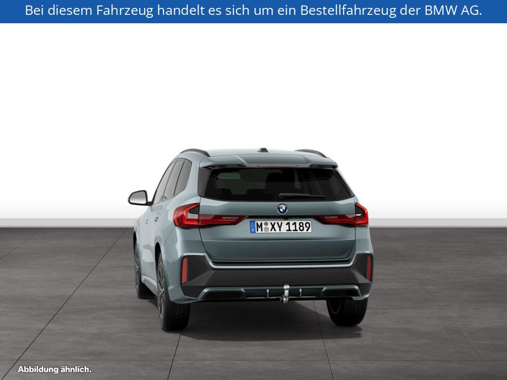 Fahrzeugabbildung BMW X1 sDrive20i