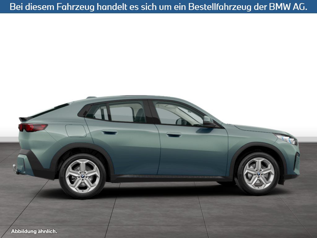 Fahrzeugabbildung BMW X2 sDrive18d