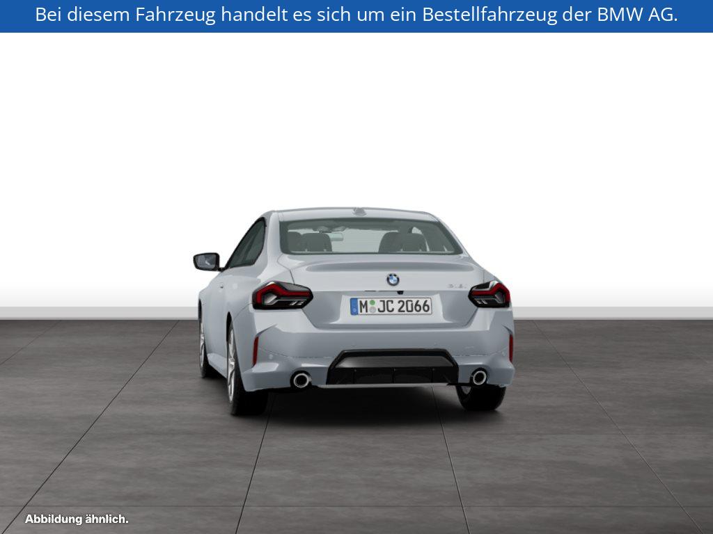 Fahrzeugabbildung BMW 218i Coupé