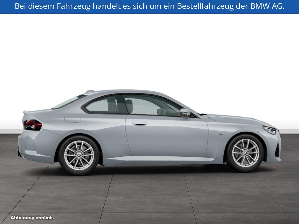 Fahrzeugabbildung BMW 218i Coupé