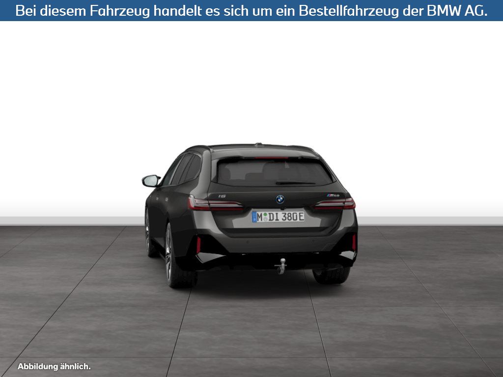 Fahrzeugabbildung BMW i5 M60 xDrive Touring