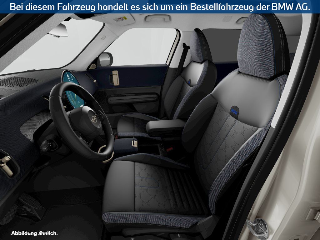 Fahrzeugabbildung MINI Countryman E