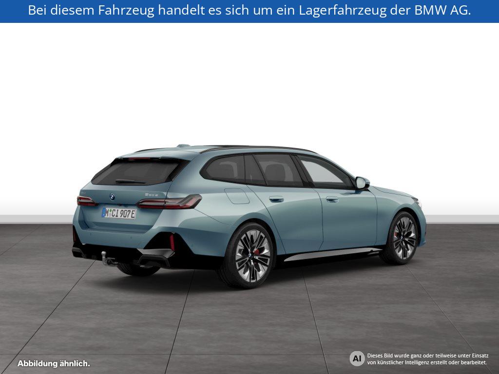 Fahrzeugabbildung BMW 550e xDrive Touring