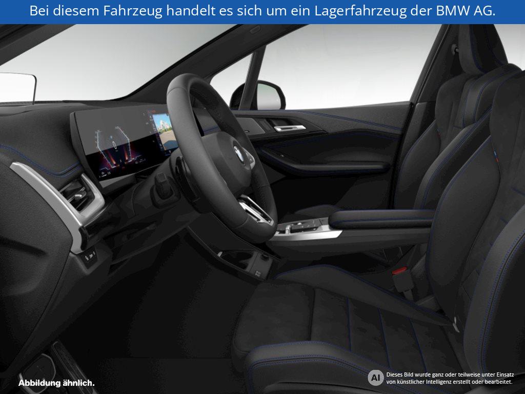 Fahrzeugabbildung BMW 223i xDrive Active Tourer
