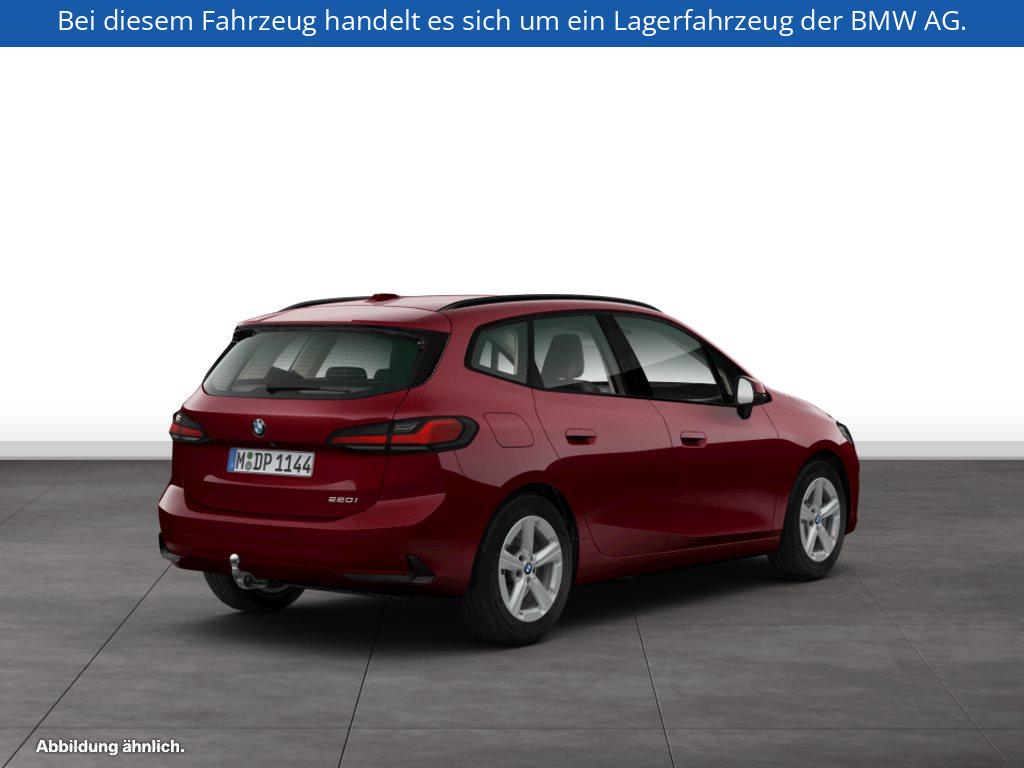 Fahrzeugabbildung BMW 220i Active Tourer