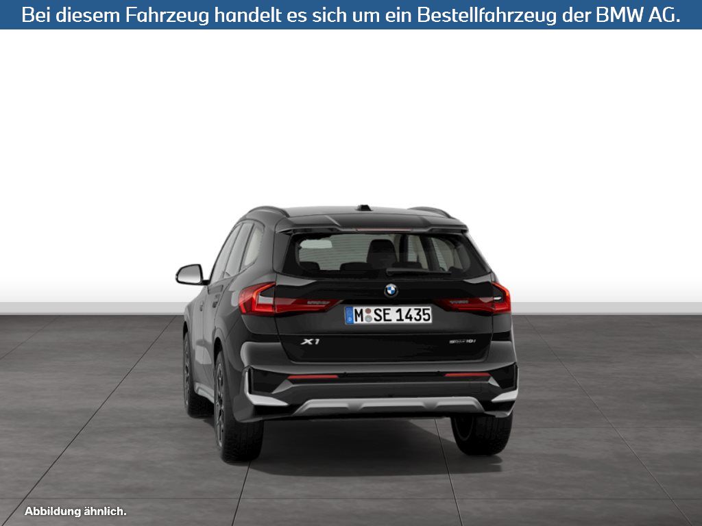 Fahrzeugabbildung BMW X1 sDrive18i SAV