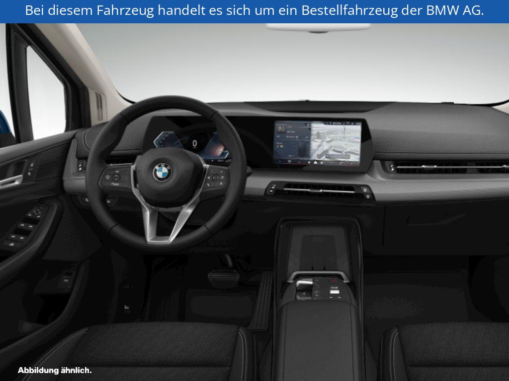 Fahrzeugabbildung BMW 218i Active Tourer
