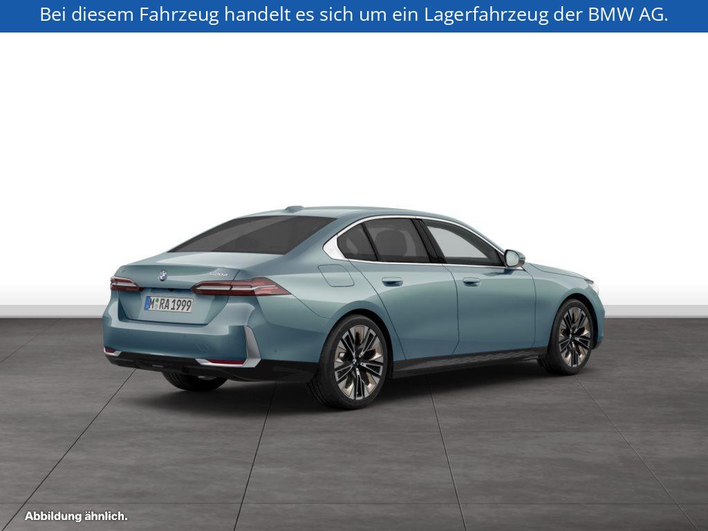 Fahrzeugabbildung BMW 520d xDrive Limousine