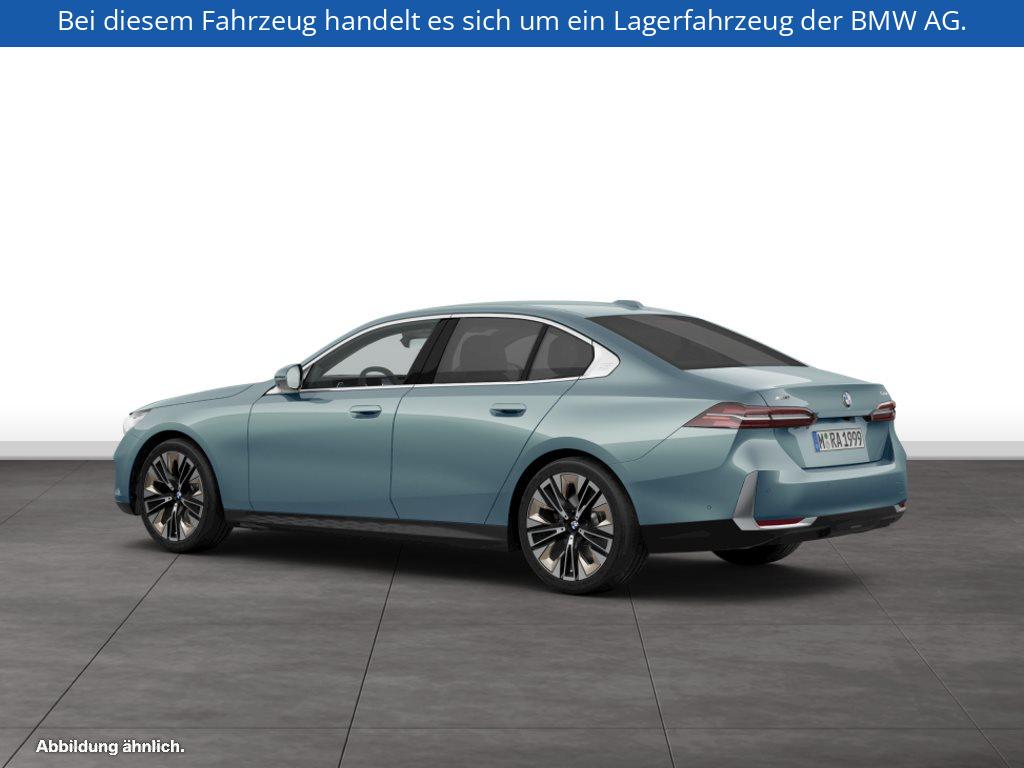 Fahrzeugabbildung BMW 520d xDrive Limousine