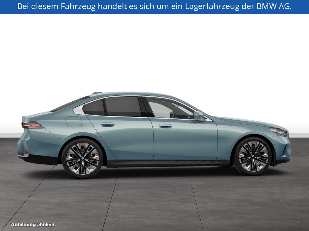 Fahrzeugabbildung BMW 520d xDrive Limousine