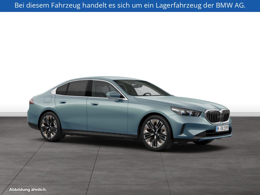 Fahrzeugabbildung BMW 520d xDrive Limousine