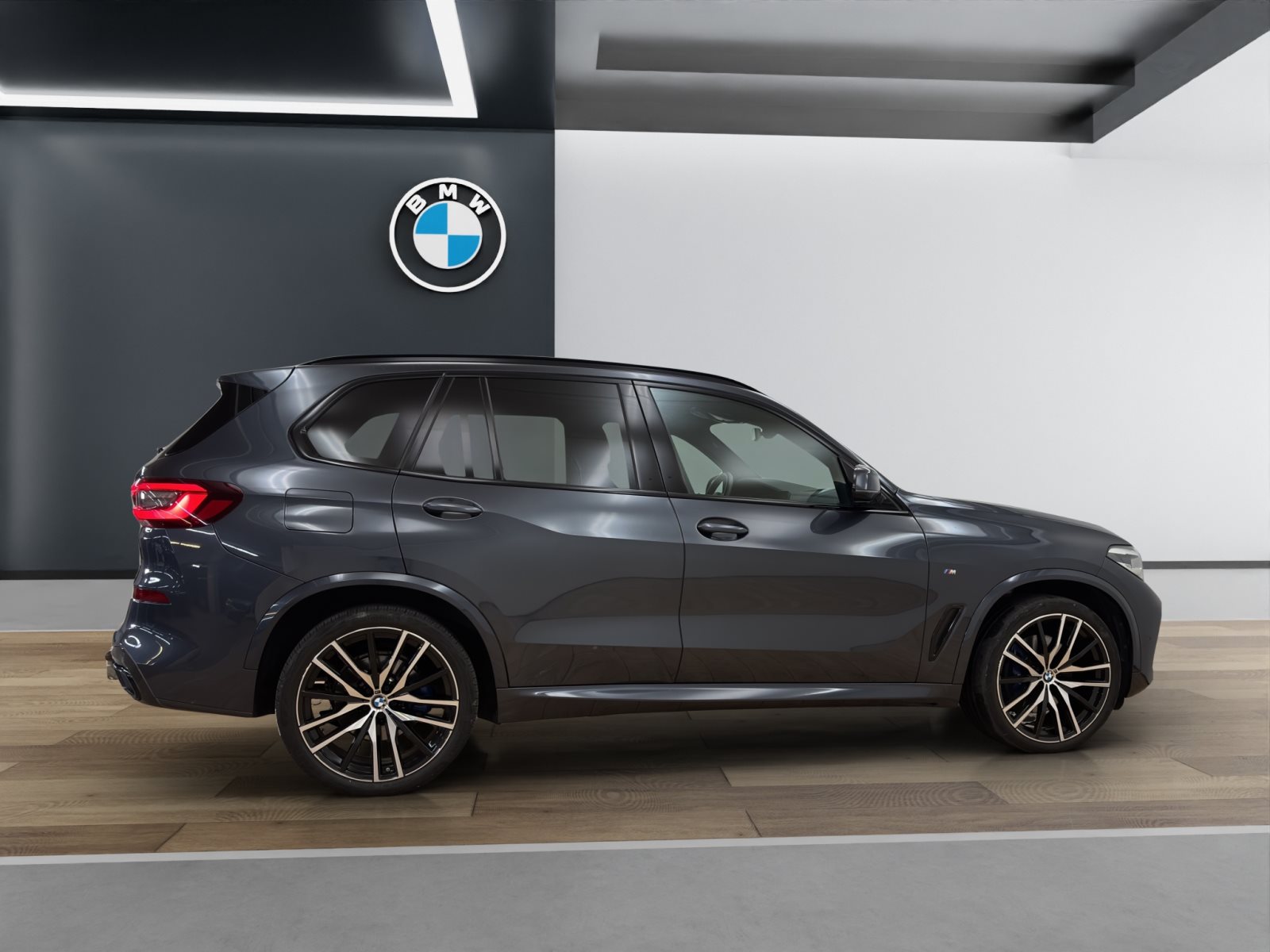 Fahrzeugabbildung BMW X5 xDrive30d [M Sport, ACC, RFK, AHK, Pano, 22 ]