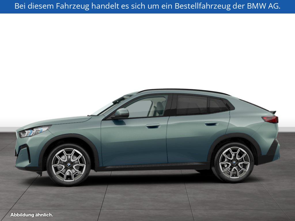 Fahrzeugabbildung BMW X2 sDrive20i