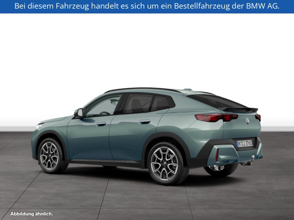 Fahrzeugabbildung BMW X2 sDrive20i