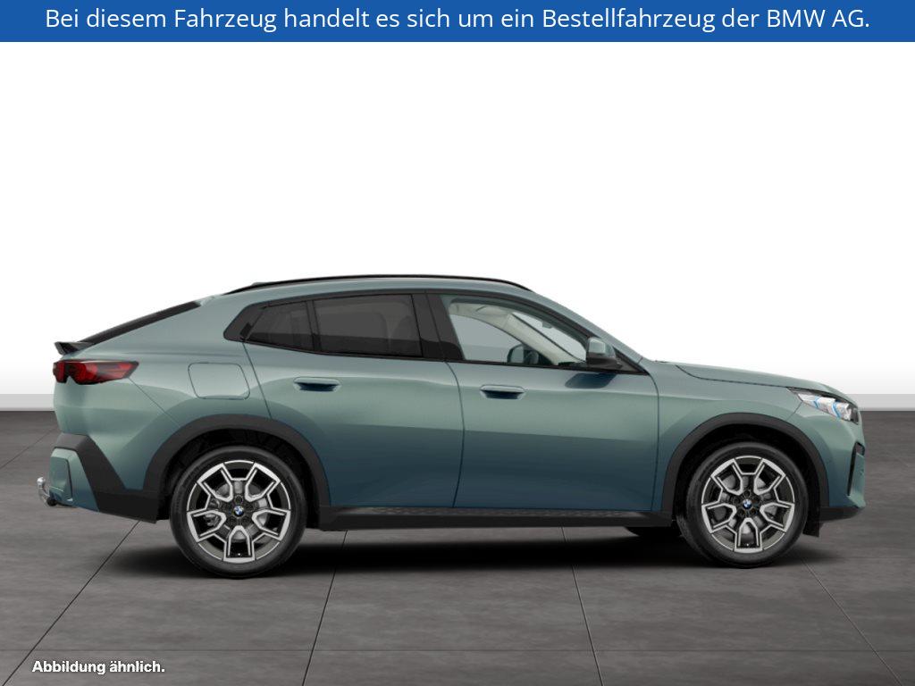 Fahrzeugabbildung BMW X2 sDrive20i