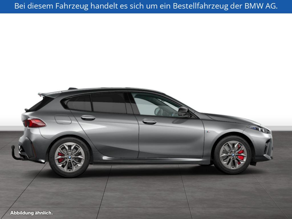 Fahrzeugabbildung BMW M135 xDrive