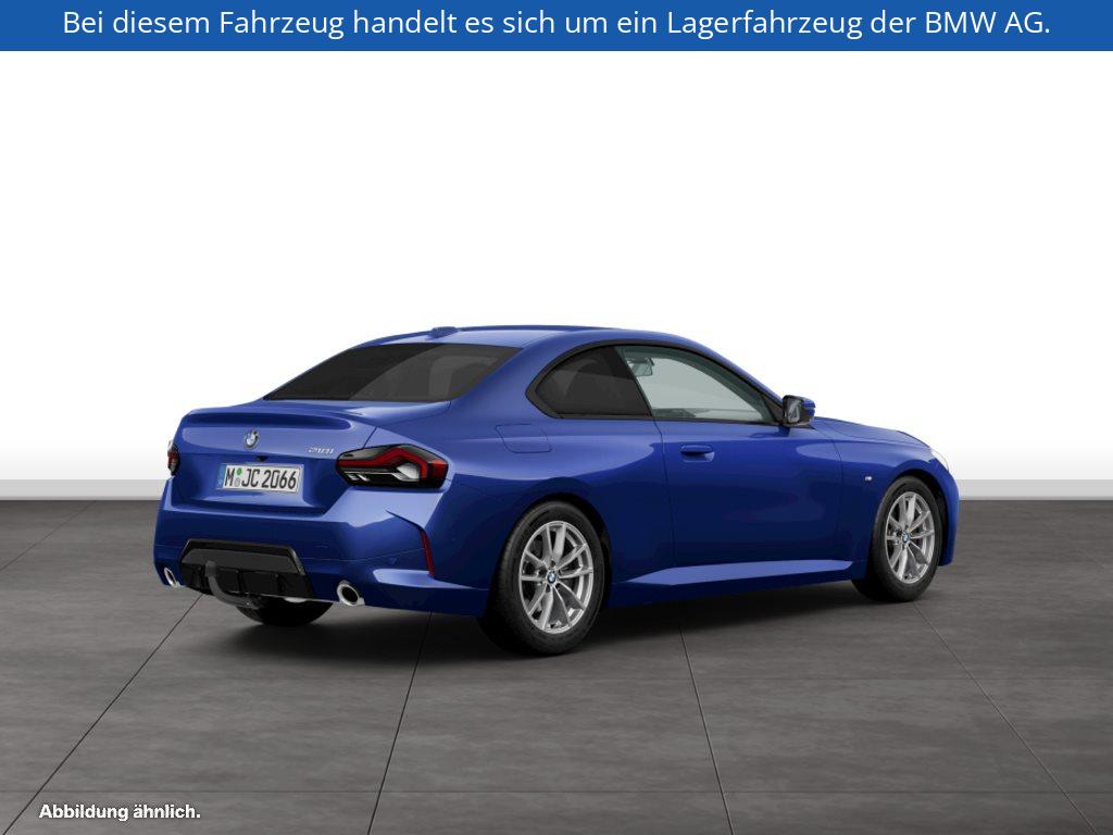 Fahrzeugabbildung BMW 218i Coupé