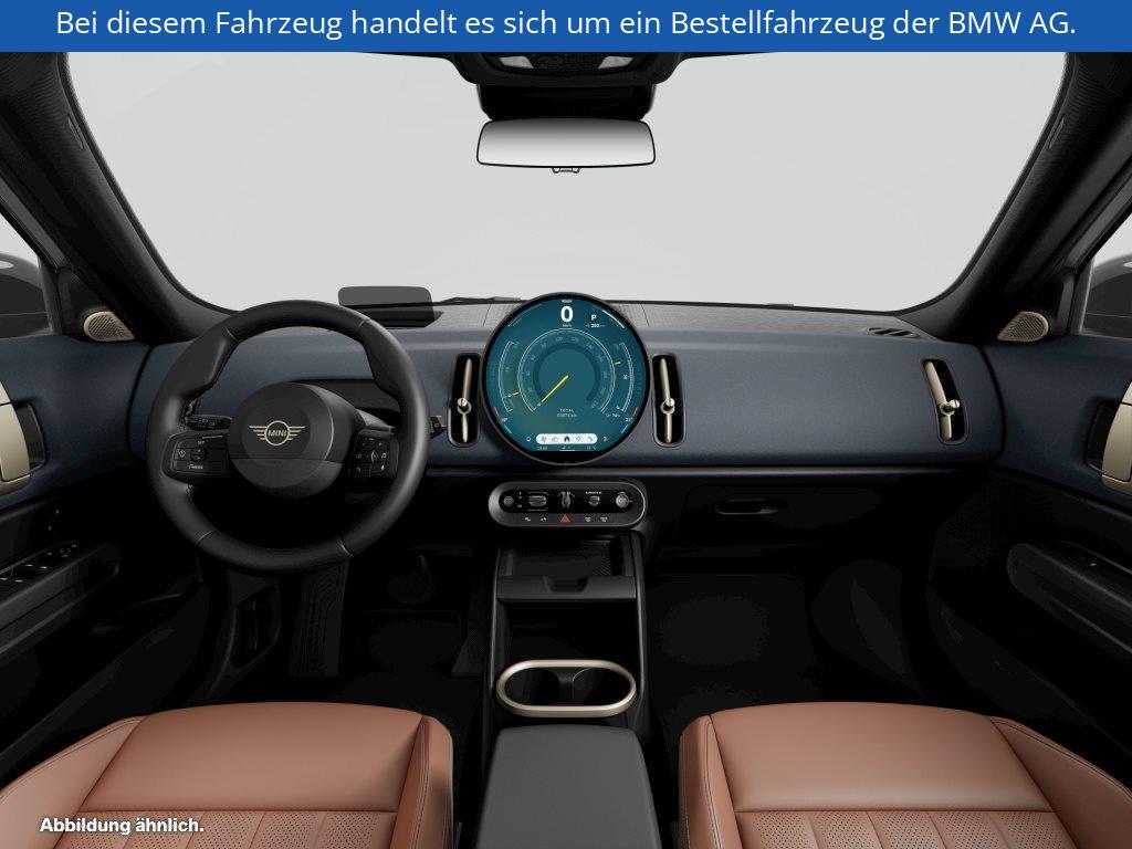 Fahrzeugabbildung MINI Countryman SE ALL4