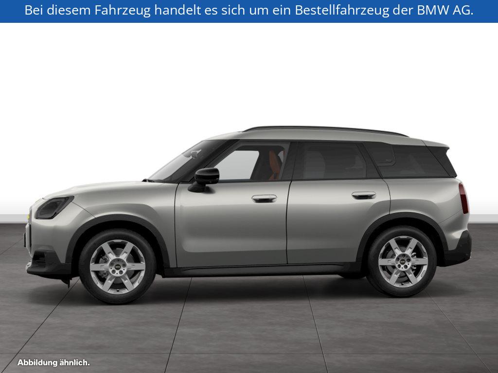 Fahrzeugabbildung MINI Countryman SE ALL4