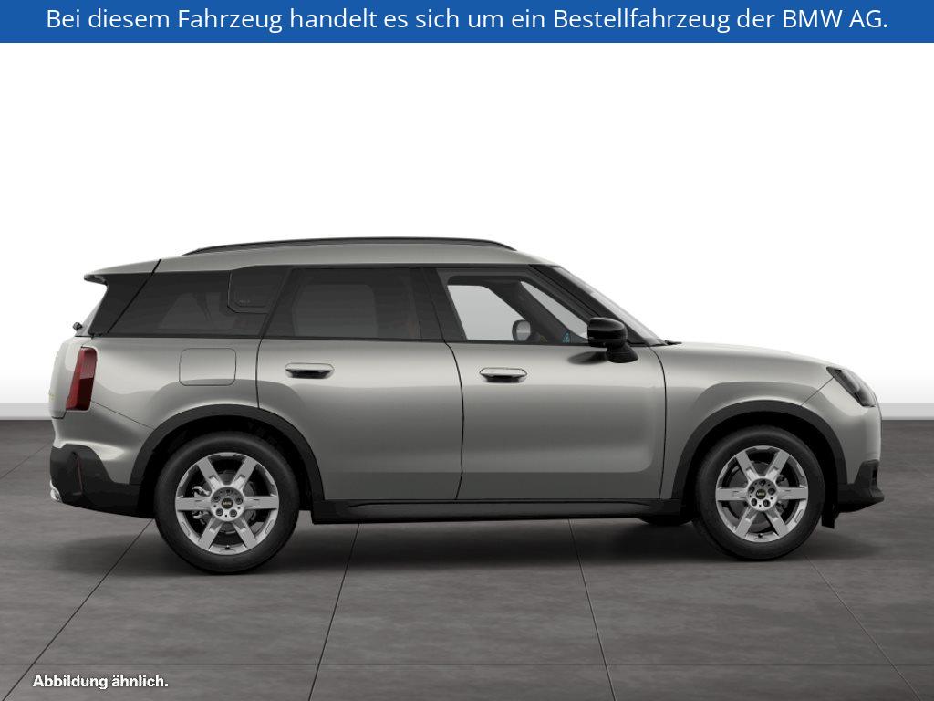 Fahrzeugabbildung MINI Countryman SE ALL4
