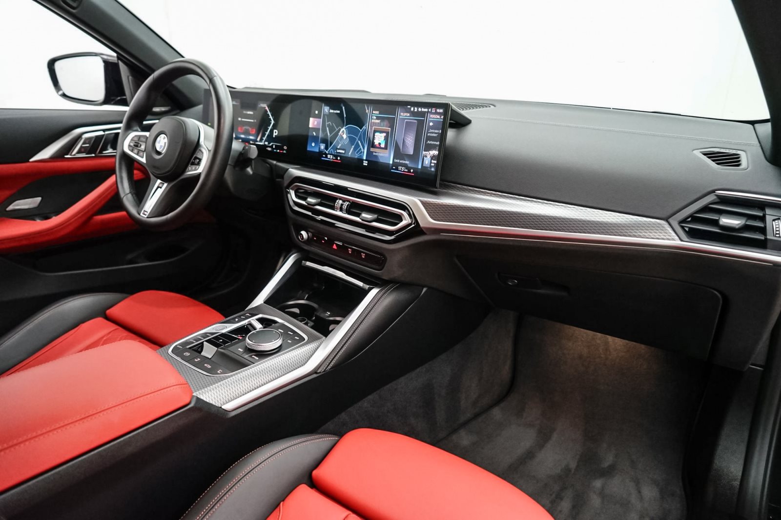 Fahrzeugabbildung BMW M440i xDrive Cabrio [LC Prof., Laser, HK Sound]