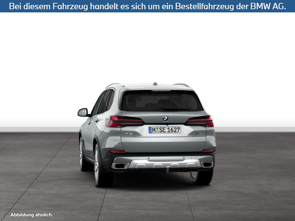 Fahrzeugabbildung BMW X5 xDrive30d