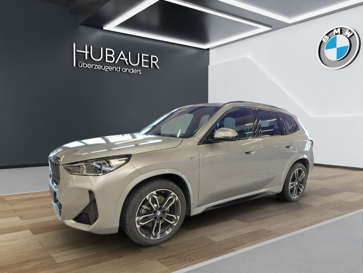 Fahrzeugabbildung BMW X1 xDrive23d [M Sport, ACC, RFK, HK Sound, Pano]