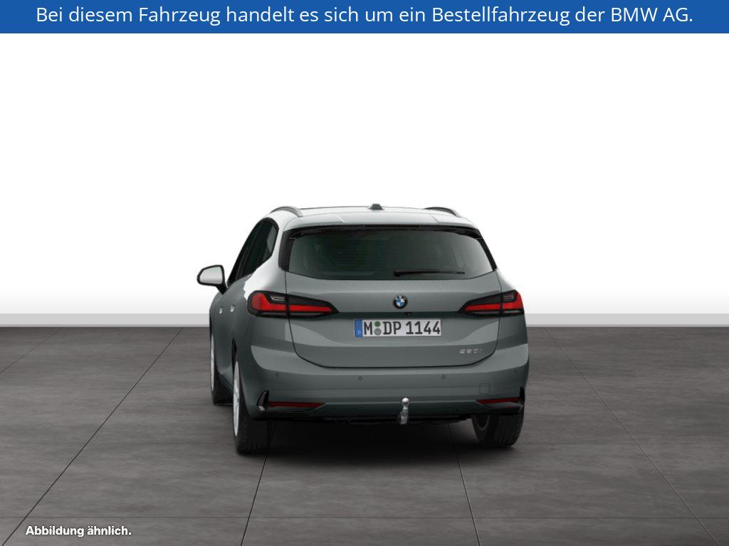 Fahrzeugabbildung BMW 220i Active Tourer