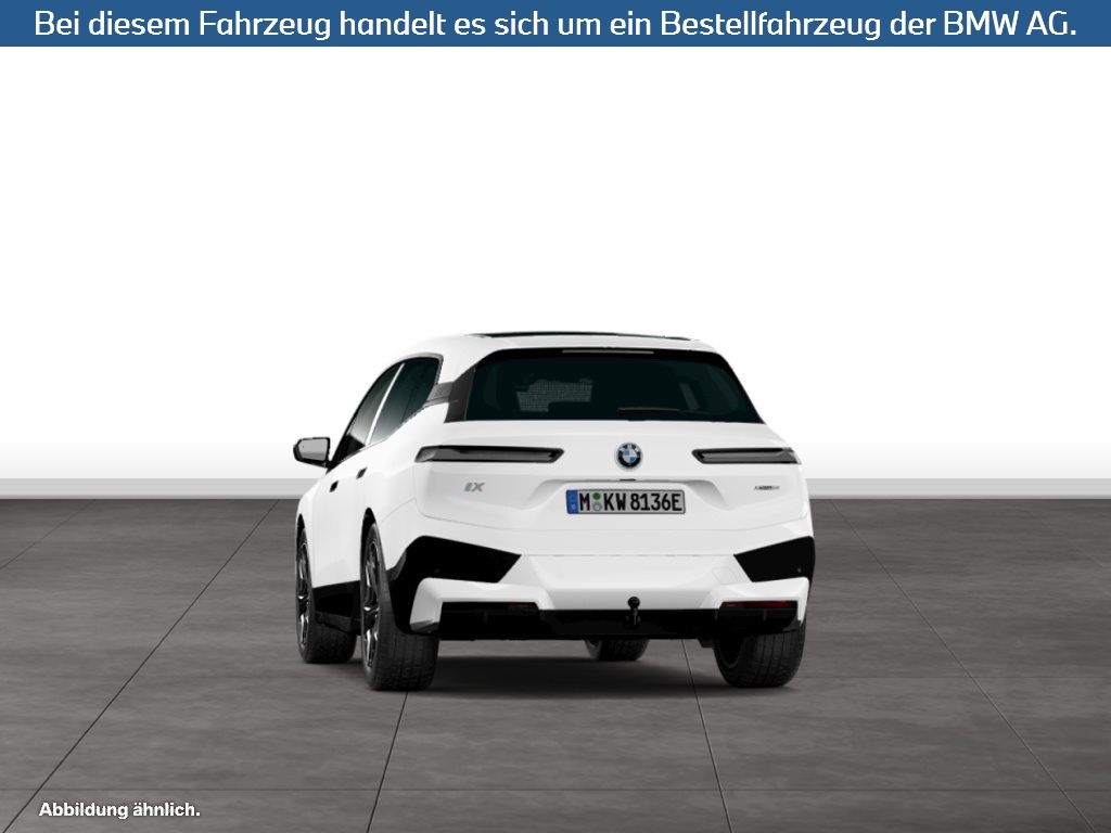 Fahrzeugabbildung BMW iX xDrive50