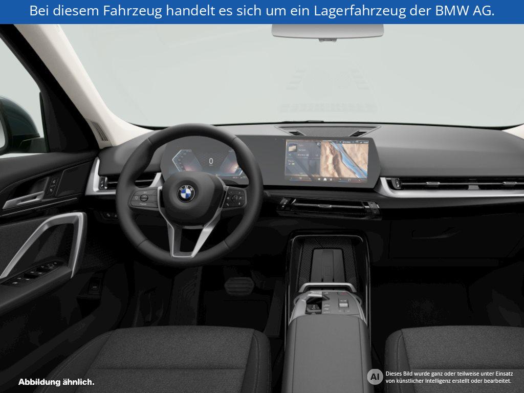 Fahrzeugabbildung BMW X1 sDrive20i