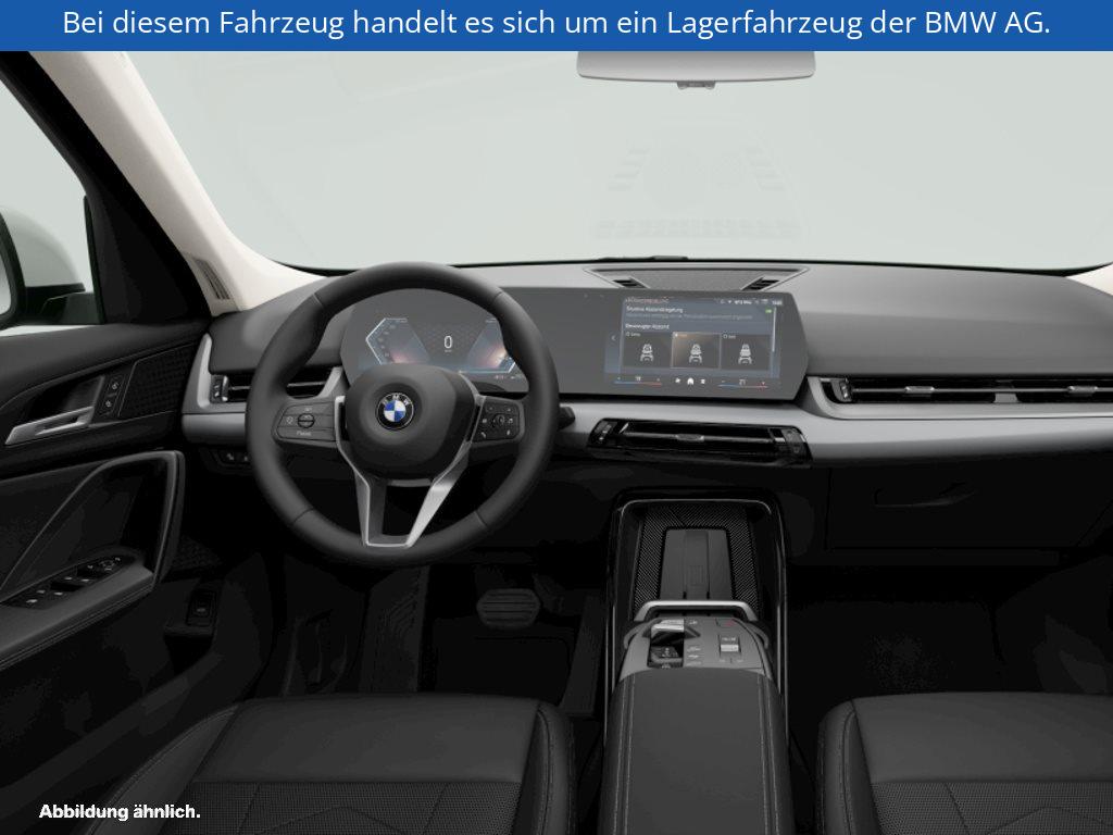 Fahrzeugabbildung BMW X1 sDrive20i