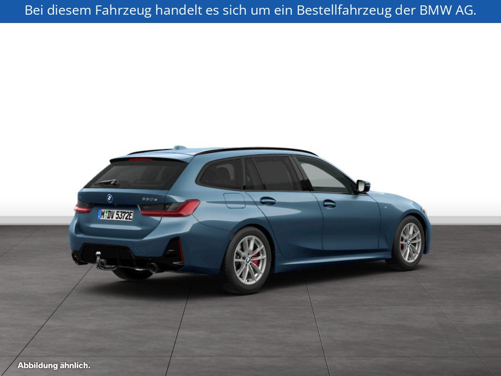 Fahrzeugabbildung BMW 330e xDrive Touring