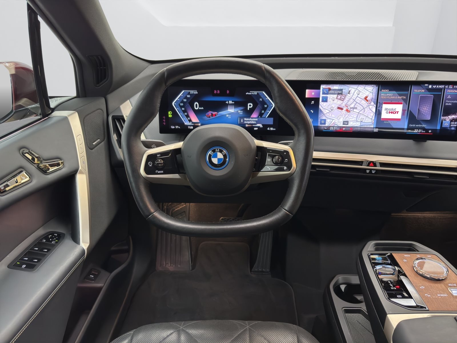 Fahrzeugabbildung BMW iX xDrive40 [Sportpaket, SkyLounge, Laser, AHK]
